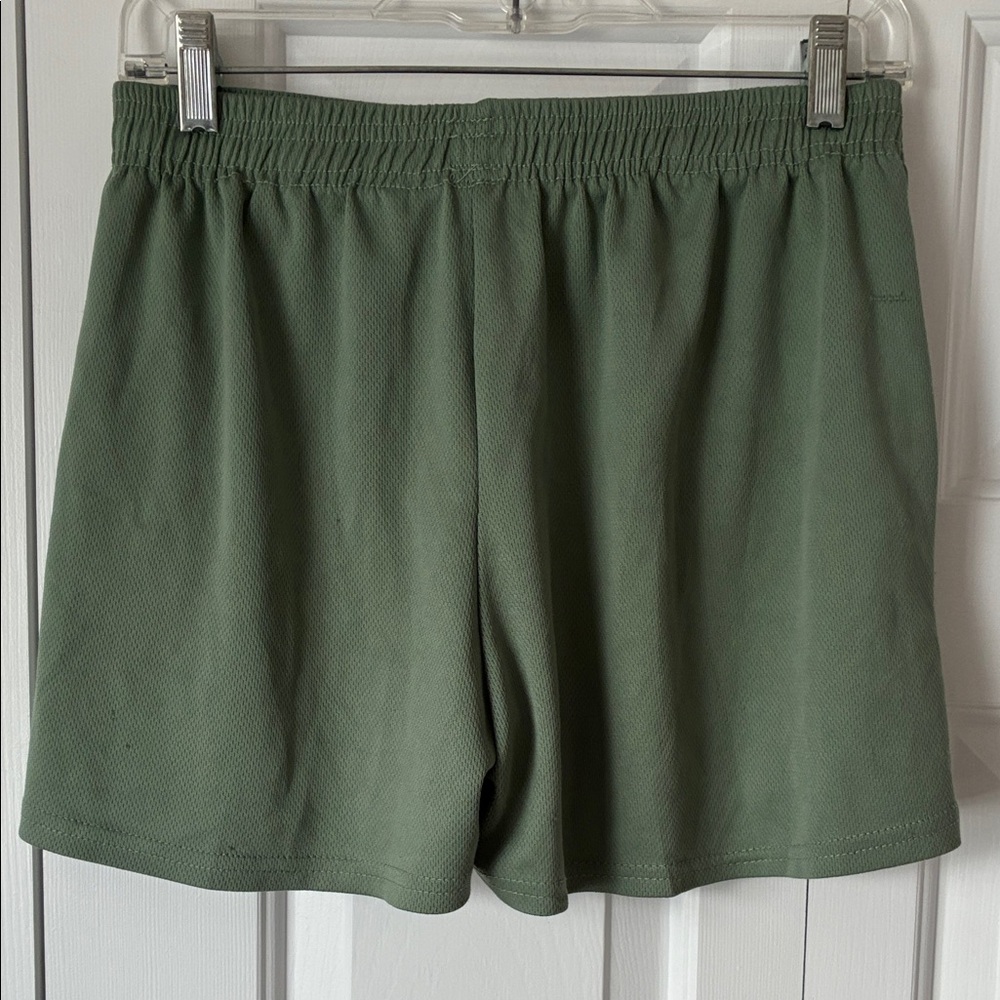 Real Essentials Shorts - Picture 2 of 3
